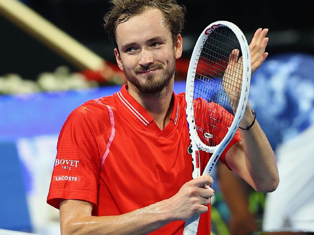 开云中国-哈登愤怒拒快船投火箭